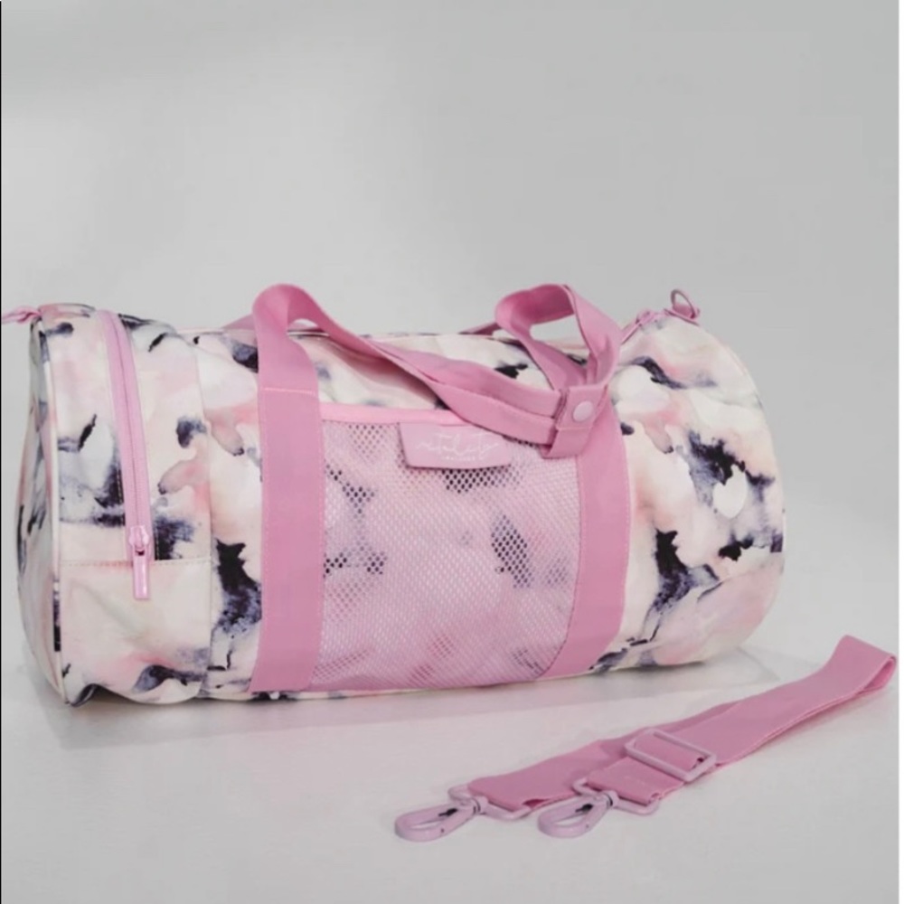 Balance athletic now vitality duffle bag